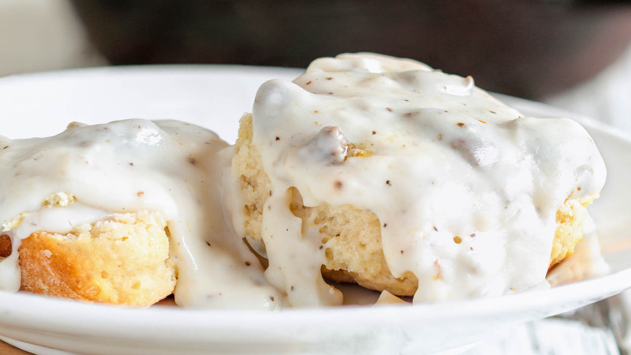 Vegan Country Style Gravy: A Delicious and Plant-Based Twist - AllDairyFree.com